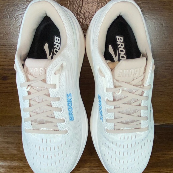 Brooks Ghost max 3 women’s shoe size 9.5 wide - Picture 9 of 13